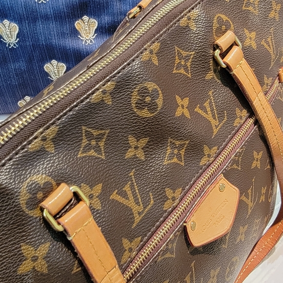Louis Vuitton Monogram Lena Shoulder Handbag MM - Picture 4 of 9